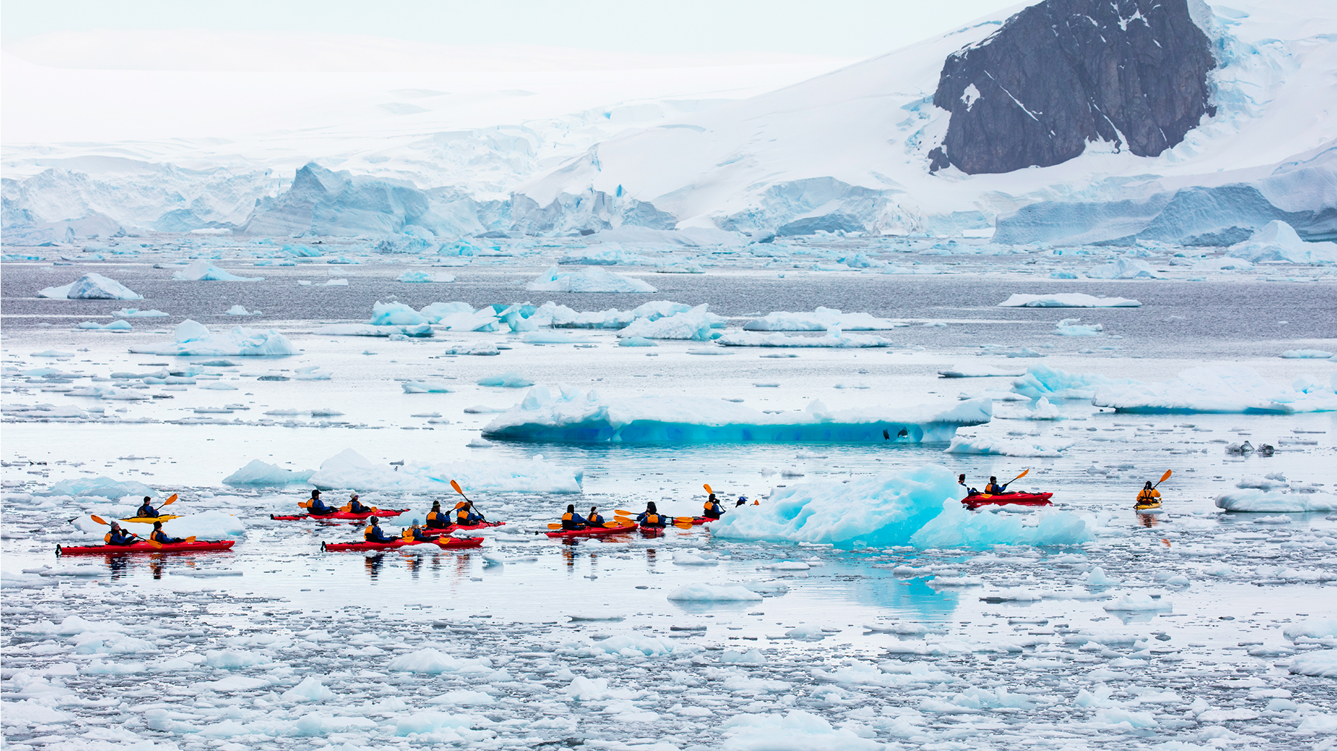 Антарктида и Южный полярный круг каякинг